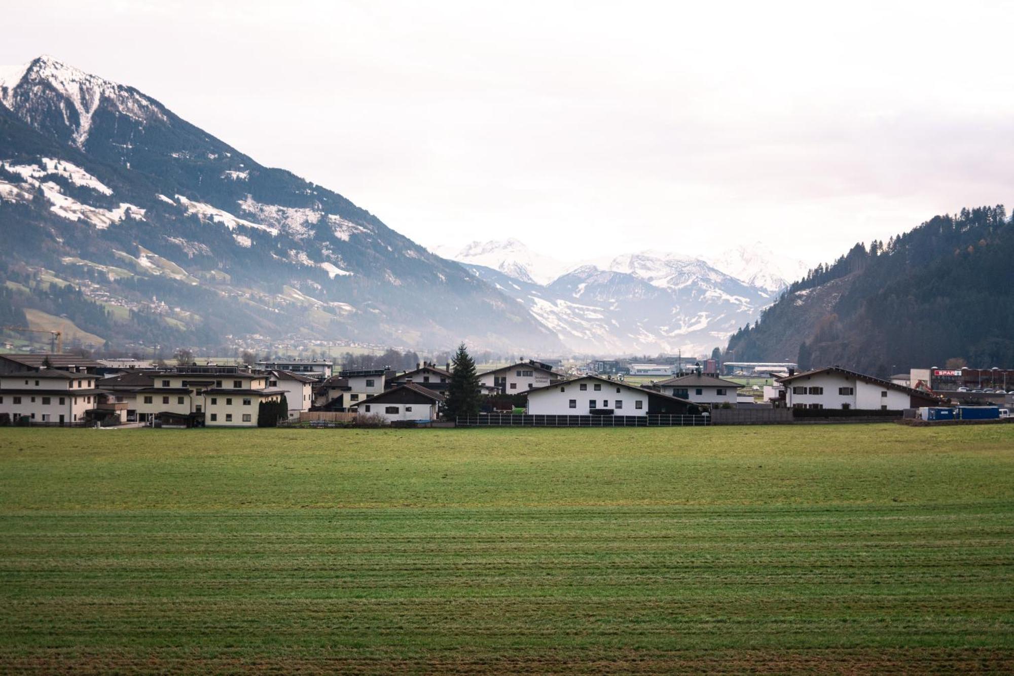 Lebe'Schlitters - Das Ferienapartmenthaus Im Zillertal Extérieur photo